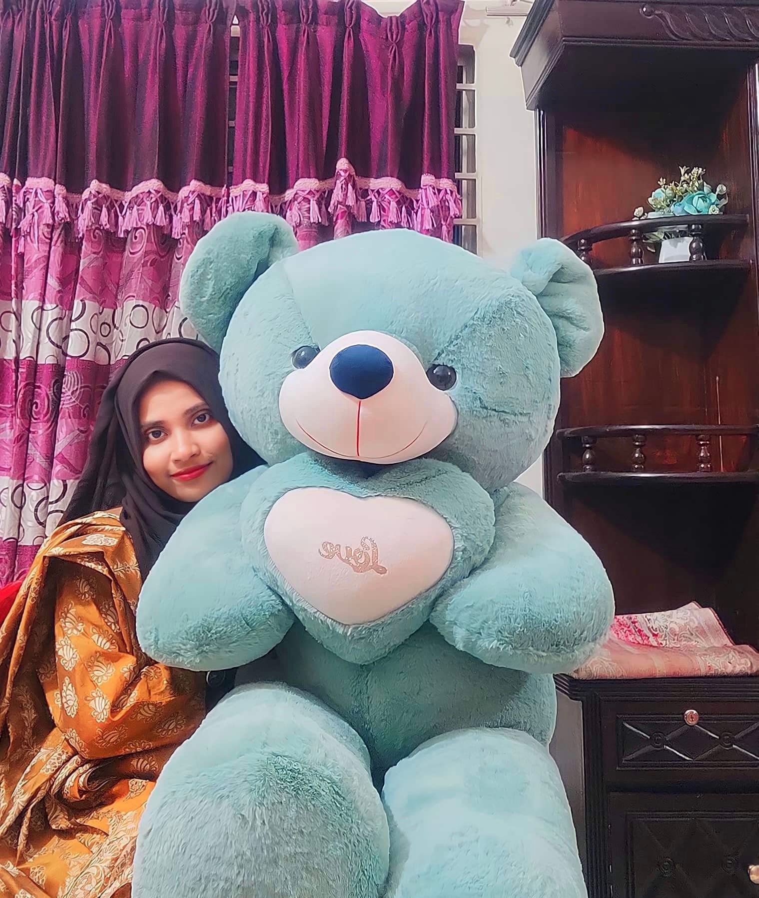 5.5 Ft Teddy