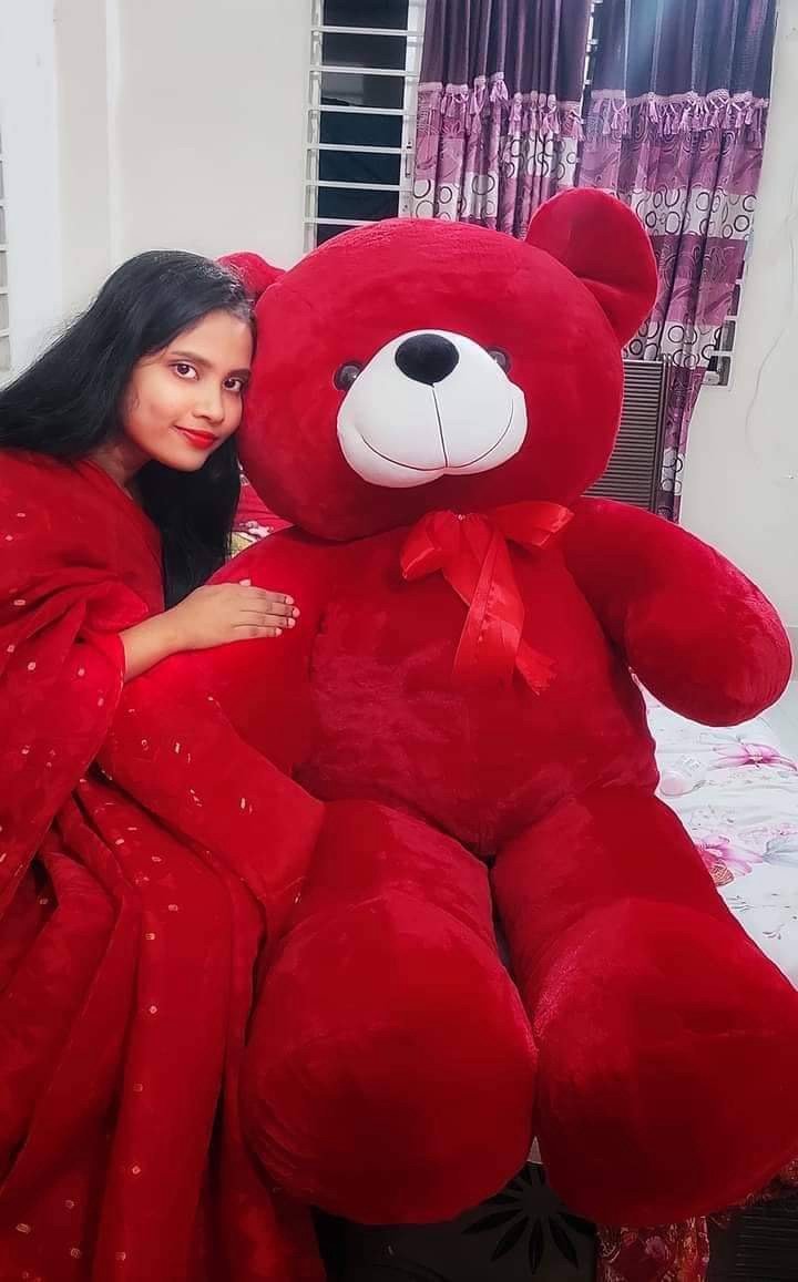 Red Teddy 5.5 ft