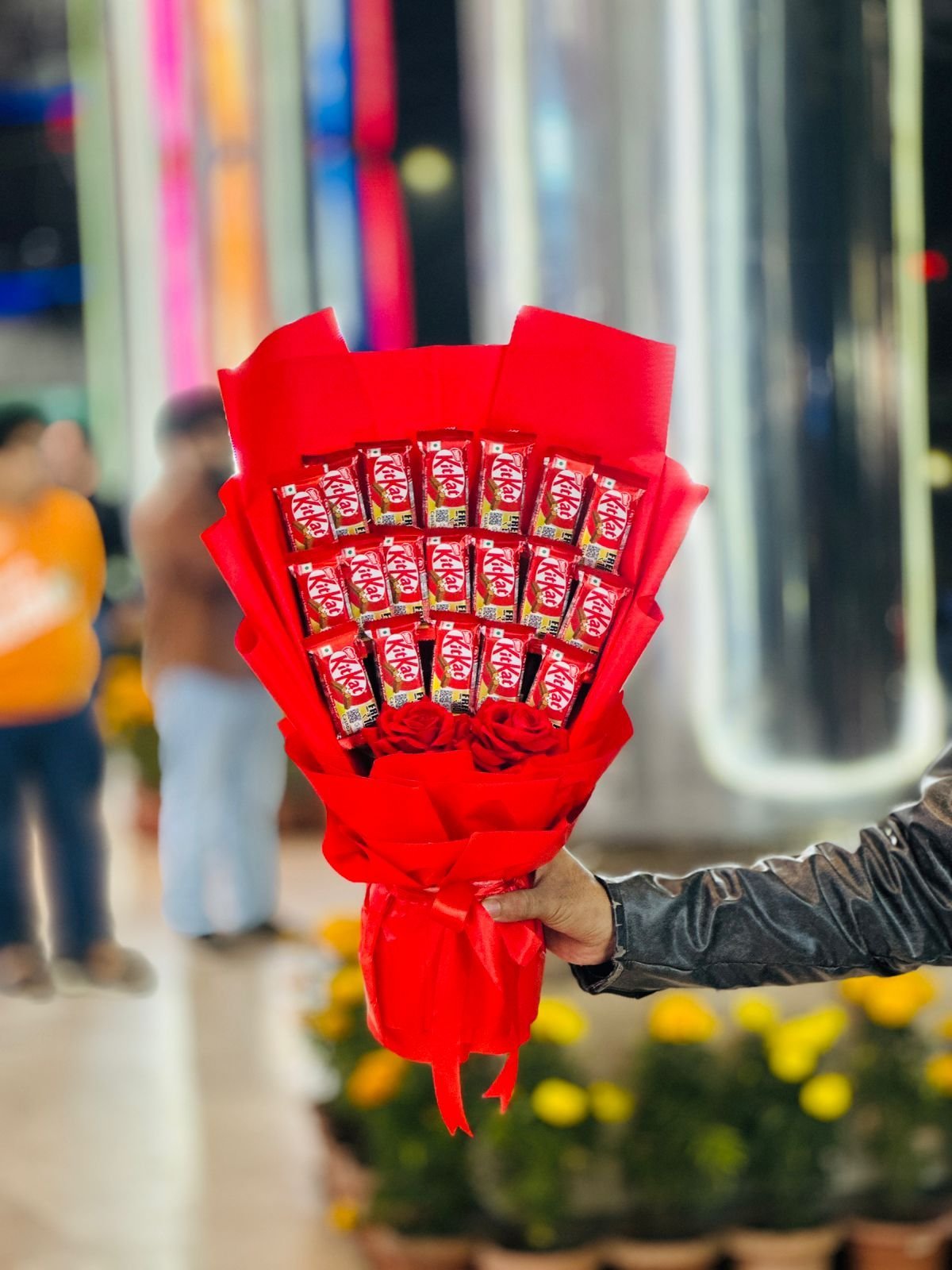 KitKat Bouquet with Red Roses