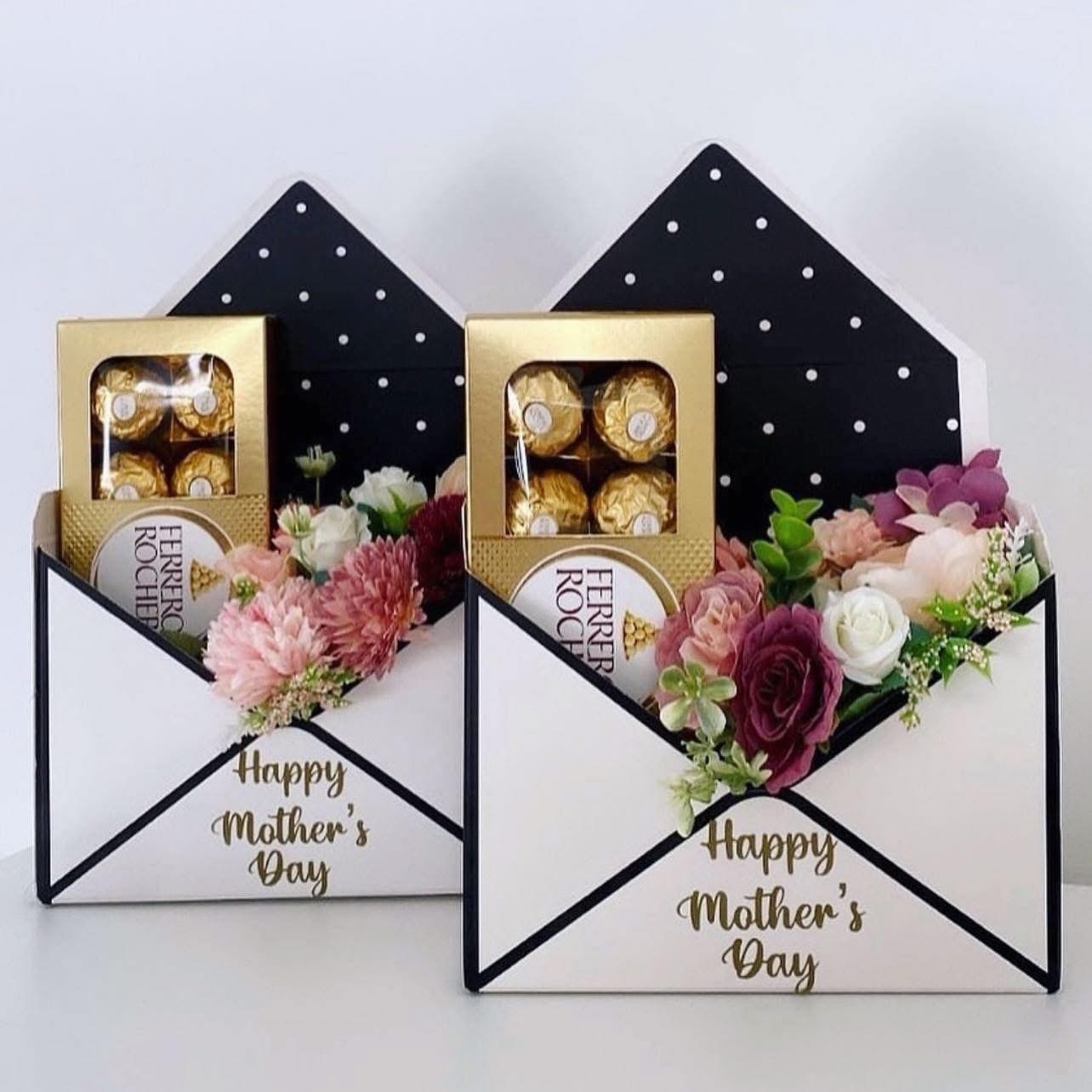 Chocolate &amp; Flowers Envelope